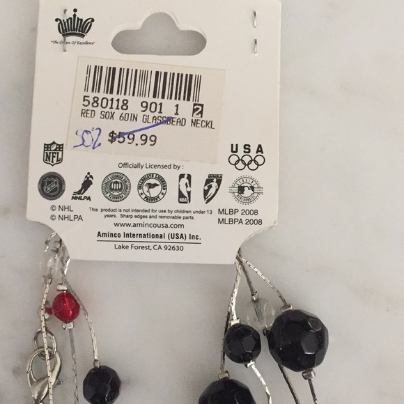 🌺 Free with purchase - AlyssaMilano RedSox 60”bead necklace - Picture 4 of 6